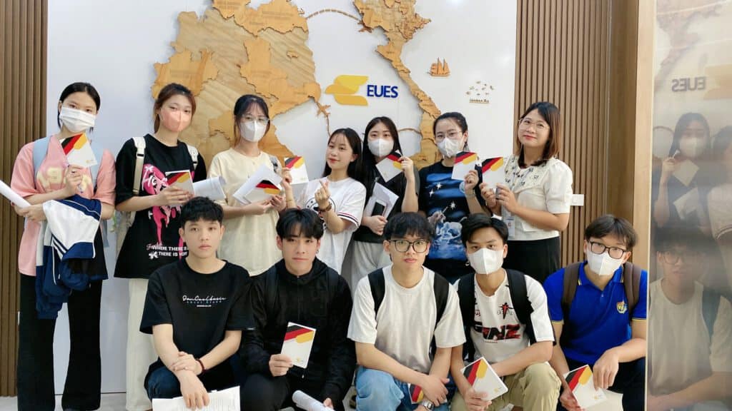 438215723 447346087858881 1565569424751101998 N